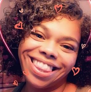 Meet your Posher, Kari pharoah